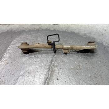 BRAZO SUSPENSION SUPERIOR TRASERO IZQUIERDO ANTERIOR 20HDI 2008