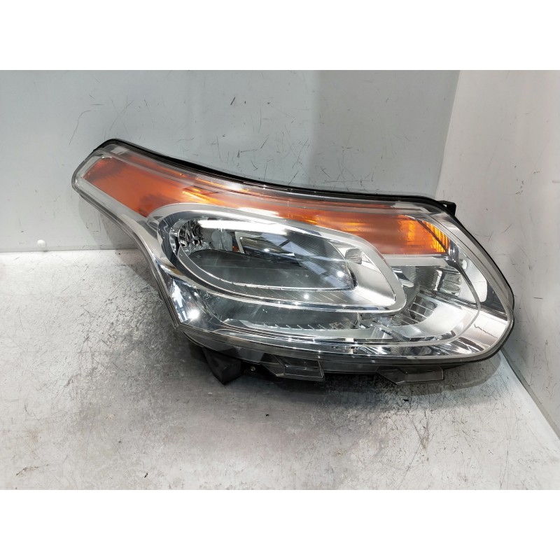 Recambio de faro derecho para citroen c3 picasso referencia OEM IAM 9681806180  