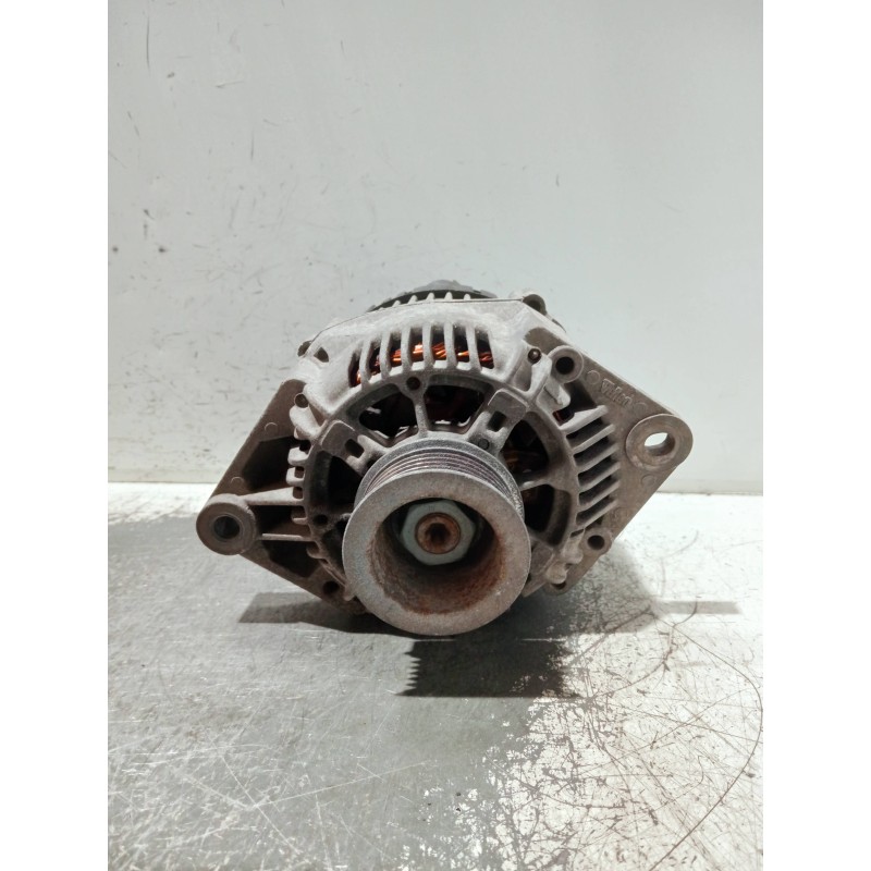 Recambio de alternador para renault master desde ´98 referencia OEM IAM 770030040 2541928A 