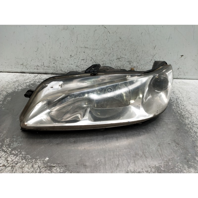 Recambio de faro izquierdo para peugeot 306 berlina 3/4/5 puertas (s2) referencia OEM IAM   PATILLAS ROTAS