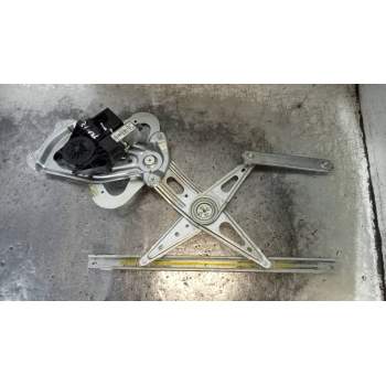 ELEVALUNAS TRASERO IZQUIERDO 827310166R 5P 2009