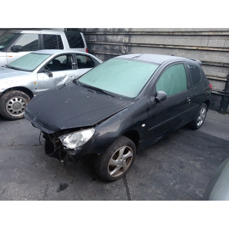 peugeot 206 berlina del año 2004