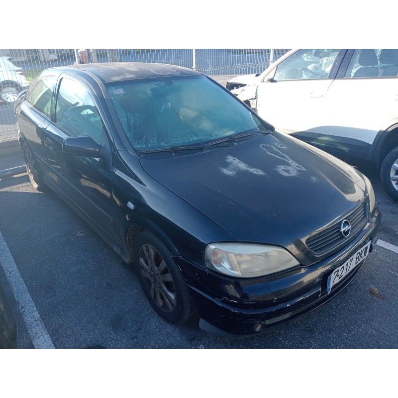 opel astra g berlina del año 2001