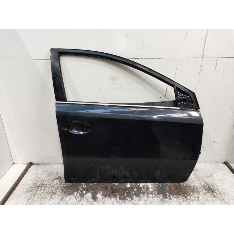 Recambio de puerta delantera derecha para toyota auris business referencia OEM IAM   5P