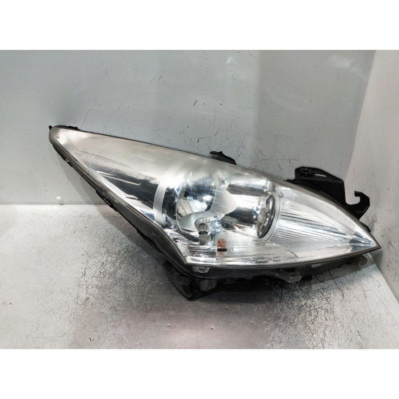 Recambio de faro derecho para peugeot 3008 referencia OEM IAM 9682519080 89903105 