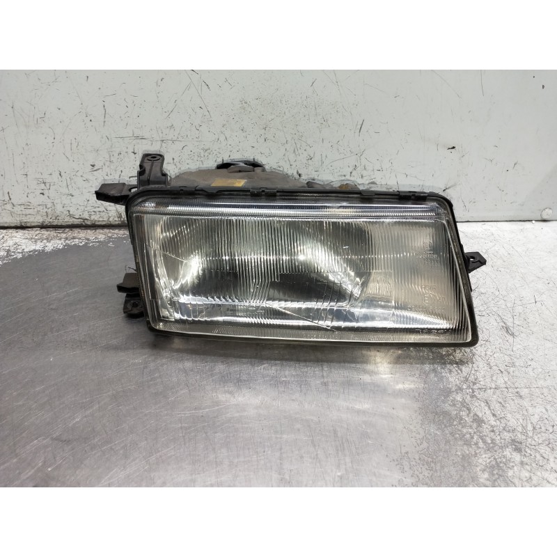 Recambio de faro derecho para opel vectra a referencia OEM IAM 1305235135 1305235137 