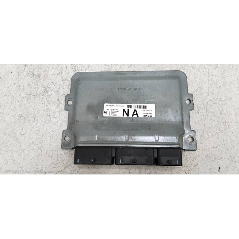 Recambio de centralita motor uce para dacia sandero comfort referencia OEM IAM 237105098S 237105100S A3C0422630001 