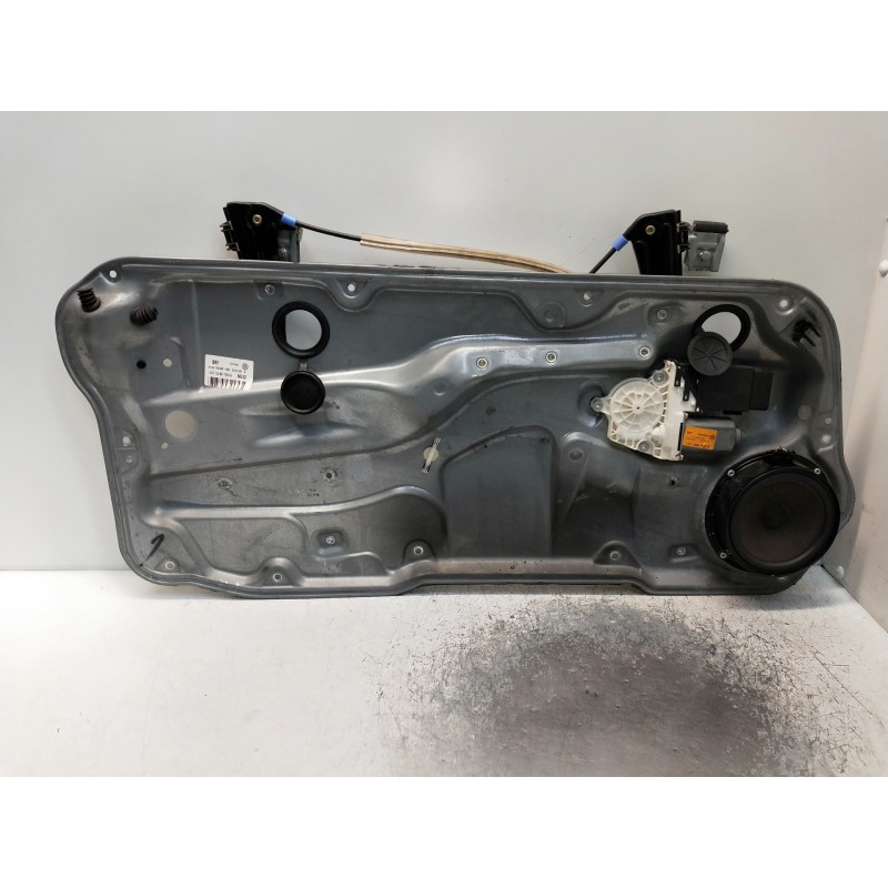 Recambio de elevalunas delantero izquierdo para volkswagen golf iv berlina (1j1) referencia OEM IAM 1J3837729AE  3P