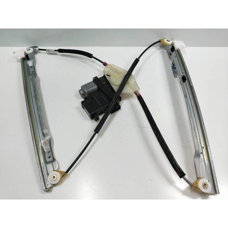 Recambio de elevalunas delantero derecho para citroën c4 picasso referencia OEM IAM 9682495780 400962D 2013