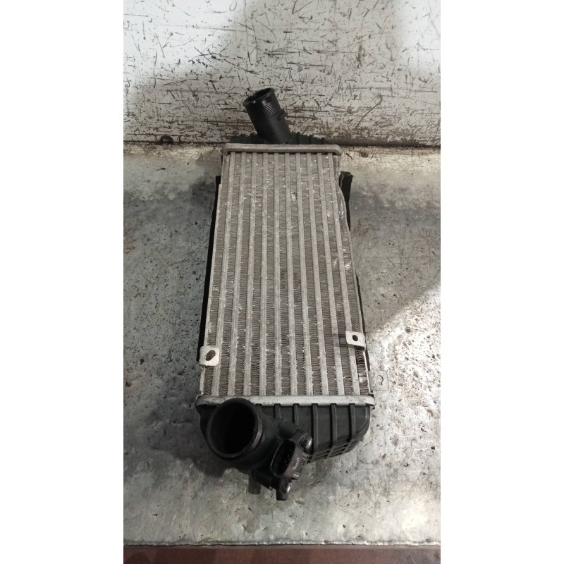 Recambio de intercooler para hyundai i40 1.7 crdi cat referencia OEM IAM 282702A800  