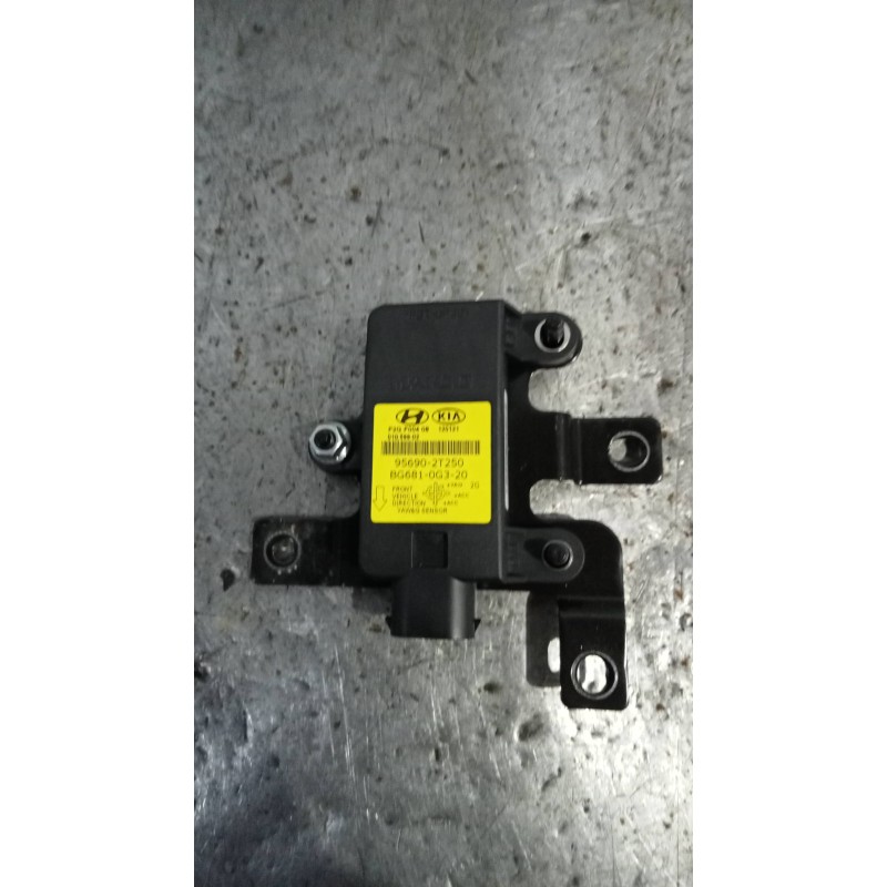 Recambio de modulo electronico para hyundai i40 1.7 crdi cat referencia OEM IAM 956902T250 BG6810G320 