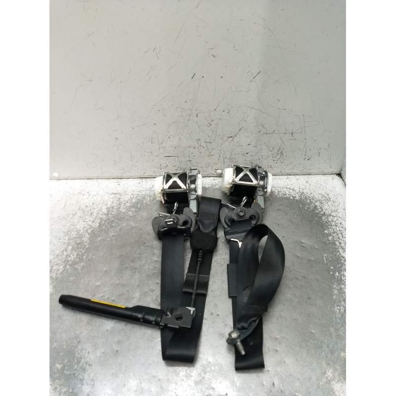 Recambio de juego cinturones delantero para peugeot 5008 (0u_, 0e_) 1.6 bluehdi 120 referencia OEM IAM  5P 2012
