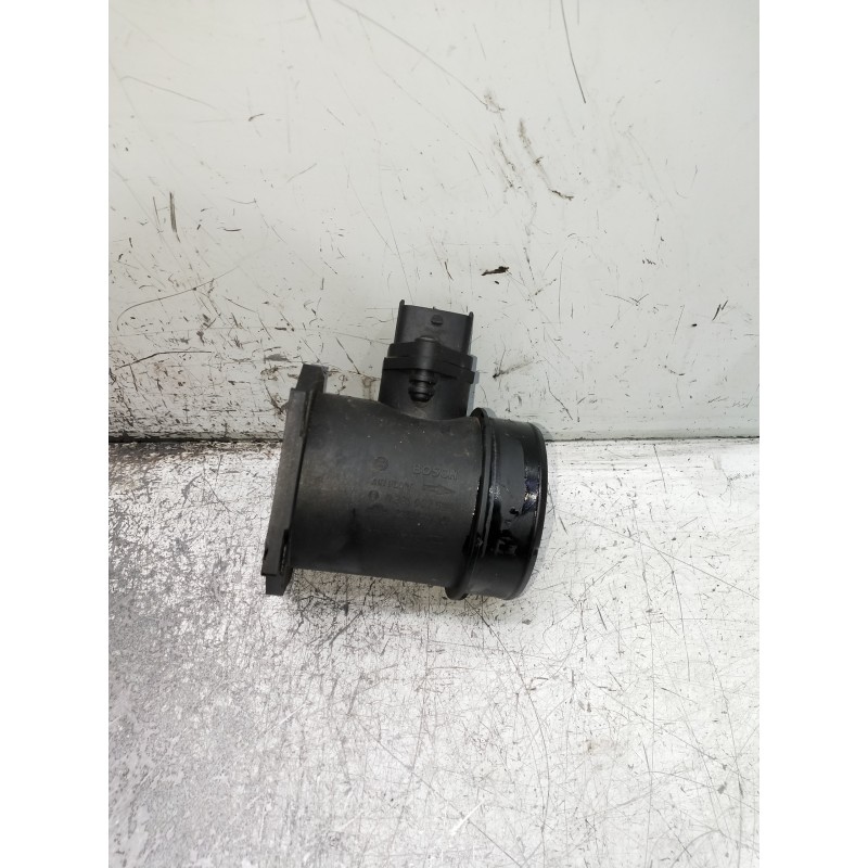 Recambio de caudalimetro para nissan terrano/terrano.ii (r20) referencia OEM IAM 0281002596 226807F406 