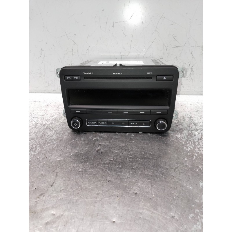 Recambio de sistema audio / radio cd para skoda fabia (5j2 ) referencia OEM IAM 5J0035161D  