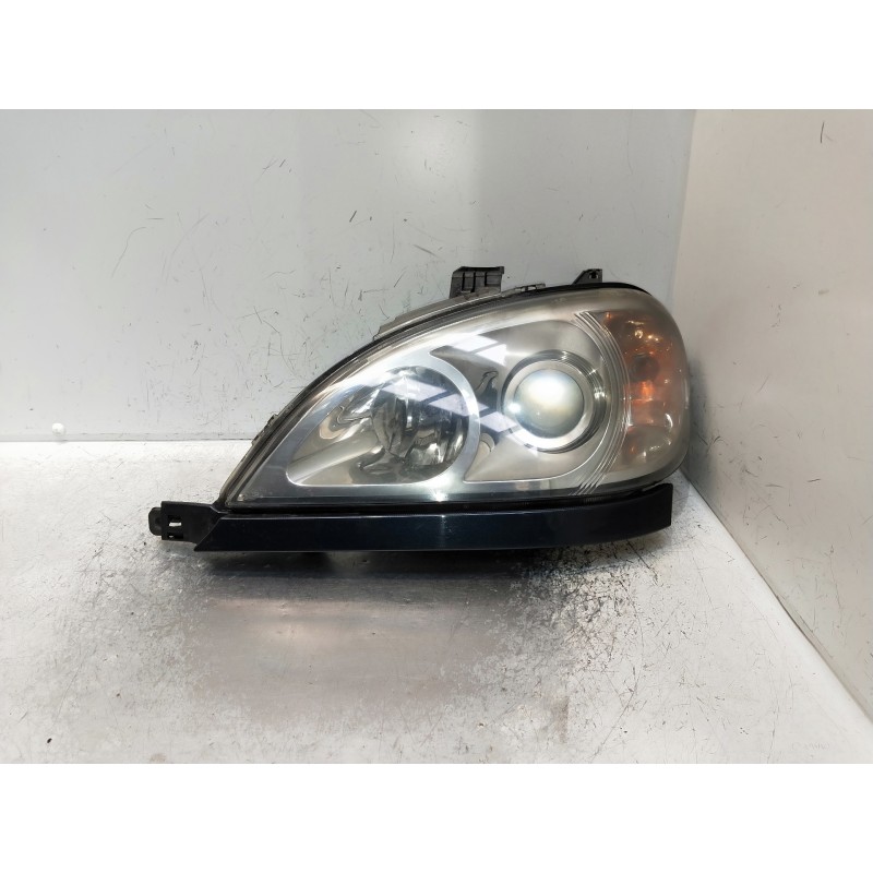 Recambio de faro izquierdo para mercedes clase m (w163) referencia OEM IAM 5DV00829000 22315500 XENON