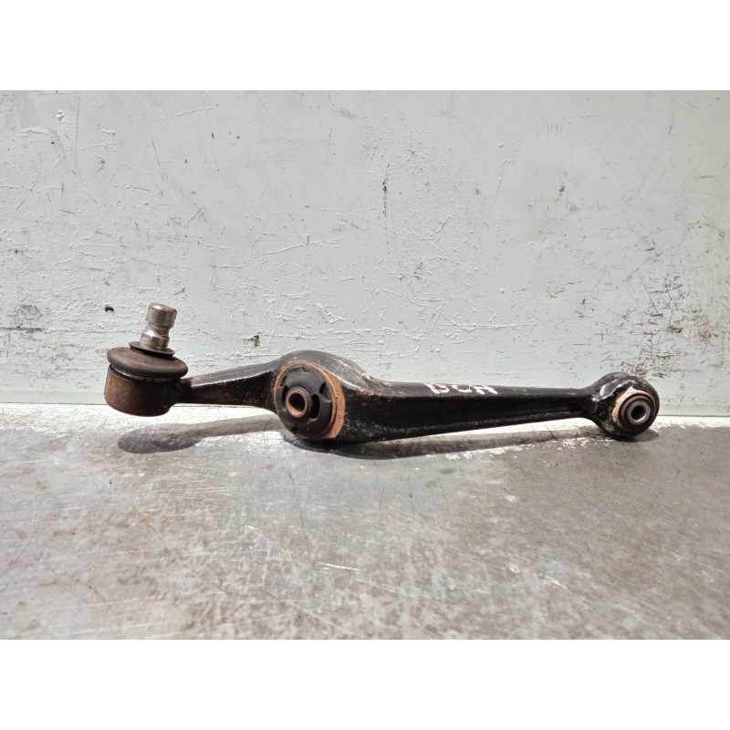 Recambio de brazo suspension inferior delantero derecho para peugeot 205 berlina 1.1 referencia OEM IAM   