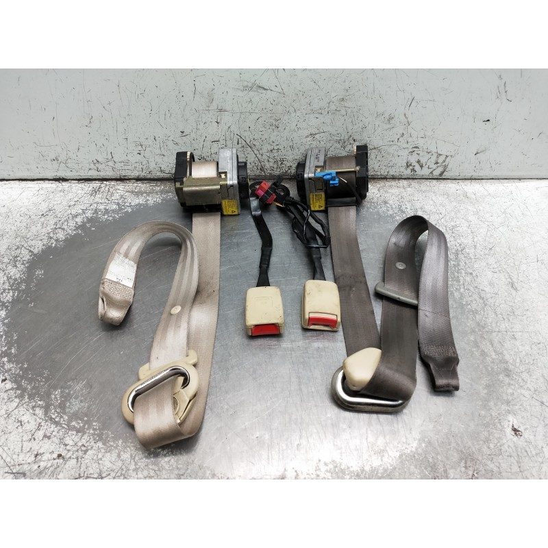 Recambio de juego cinturones delantero para volkswagen new beetle (9c1/1c1) referencia OEM IAM   3P