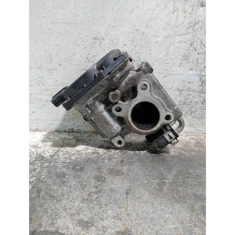 Recambio de valvula egr para toyota auris active referencia OEM IAM 258000R010  