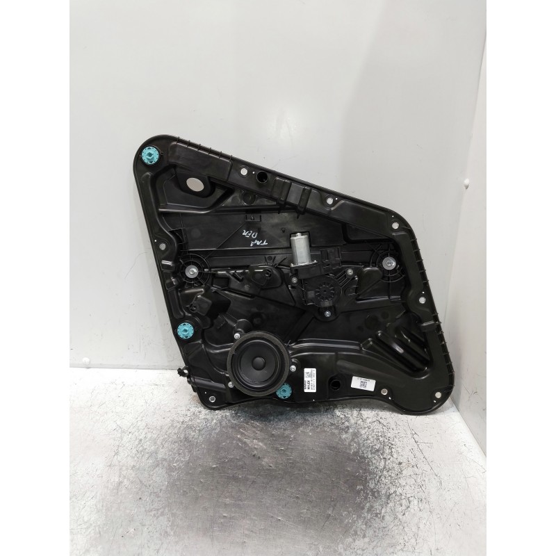 Recambio de elevalunas trasero derecho para bmw serie x1 (f48) referencia OEM IAM 5A1D87808 1BW0006667 22975210 5P