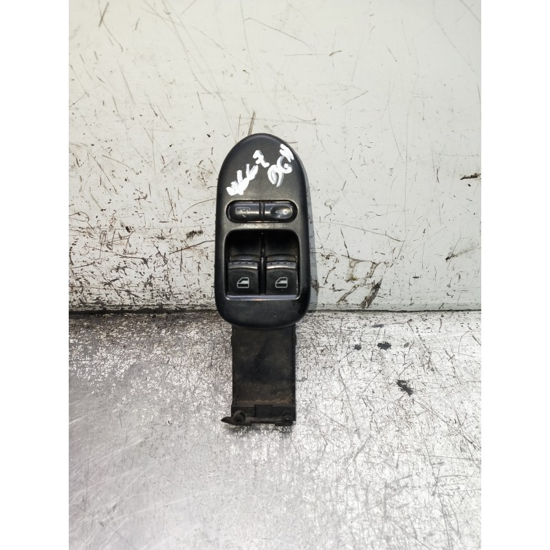 Recambio de mando elevalunas delantero izquierdo para seat leon (1m1) referencia OEM IAM 1J3959857B  5P