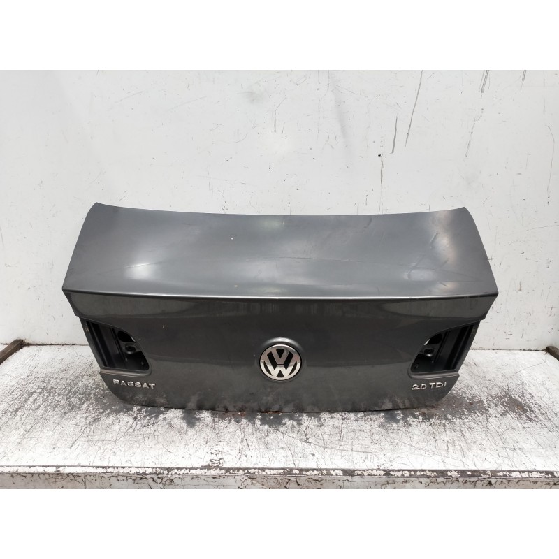 Recambio de tapa maletero para volkswagen passat berlina (3c2) referencia OEM IAM   4P