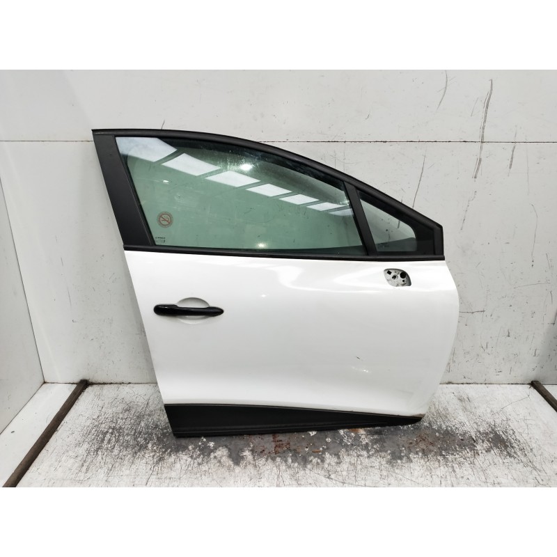 Recambio de puerta delantera derecha para renault clio iv referencia OEM IAM   5P