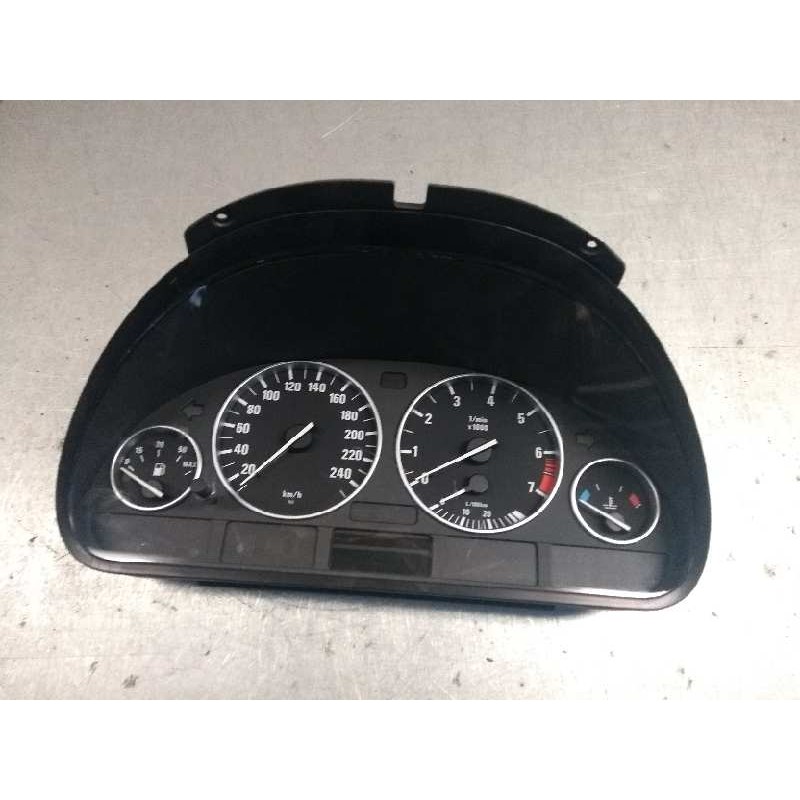 Recambio de cuadro instrumentos para bmw serie 5 berlina (e39) 520i referencia OEM IAM 110008735131 62116914909 62106942225