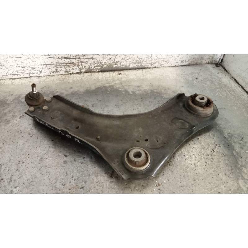 Recambio de brazo suspension inferior delantero derecho para renault scenic iii grand dynamique referencia OEM IAM  16DCI 2009
