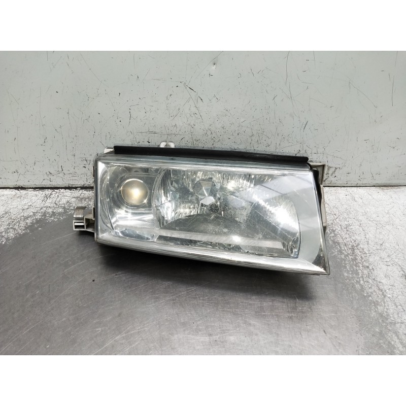 Recambio de faro derecho para skoda octavia berlina (1u2) referencia OEM IAM 4042689 2020001017 