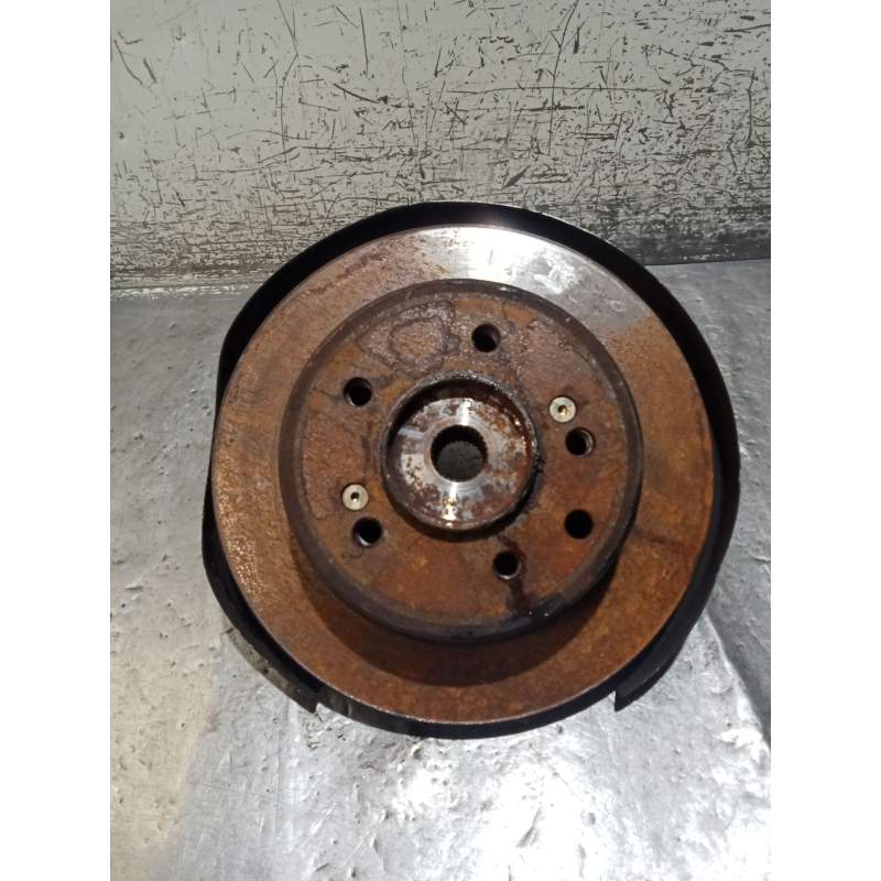 Recambio de mangueta delantera derecha para ssangyong rodius i 2.7 xdi referencia OEM IAM  27XDI 2005