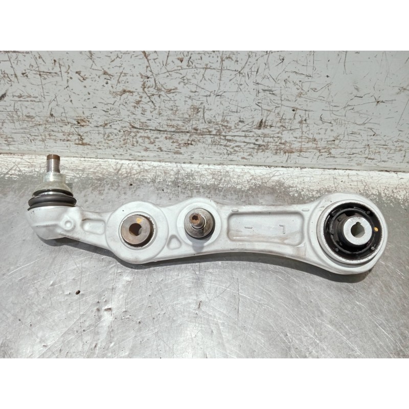 Recambio de brazo suspension inferior delantero izquierdo para mercedes clase c (w205) lim. referencia OEM IAM 20500LI  