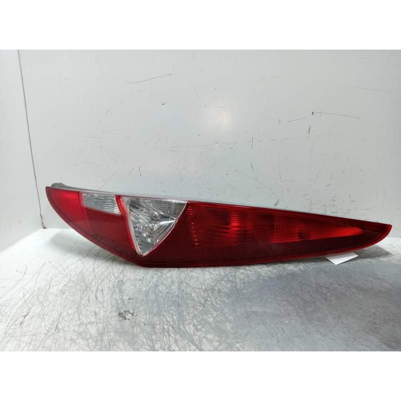 Recambio de piloto trasero derecho para fiat punto berlina (188) 1.2 cat referencia OEM IAM   3P