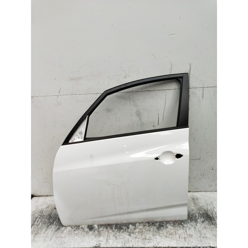 Recambio de puerta delantera izquierda para hyundai ix20 referencia OEM IAM   5P