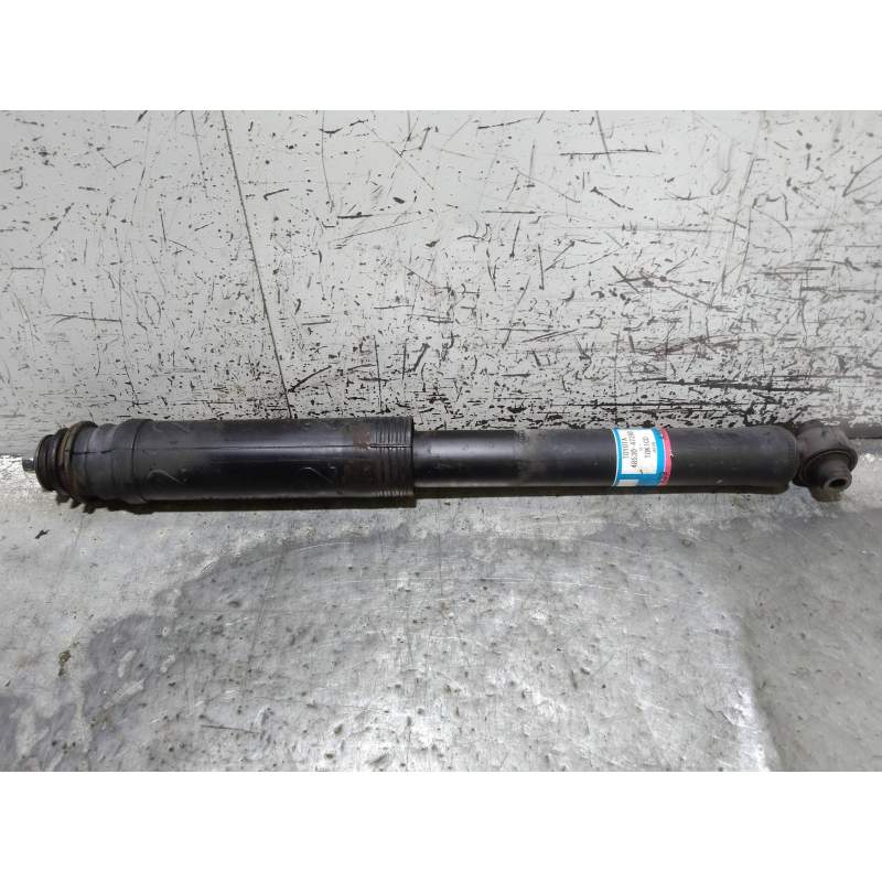 Recambio de amortiguador trasero derecho para toyota prius+ advance referencia OEM IAM 4853047390 18G 2015