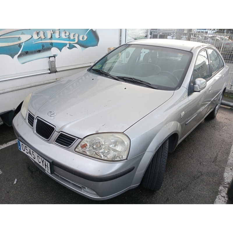 daewoo nubira berlina del año 2004