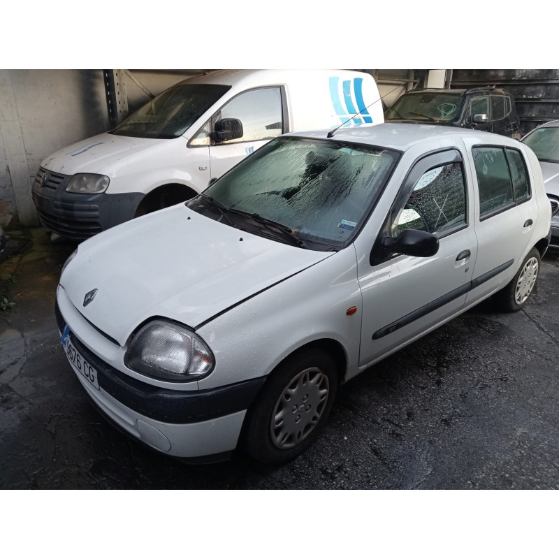 renault clio ii fase i (b/cbo) del año 2000