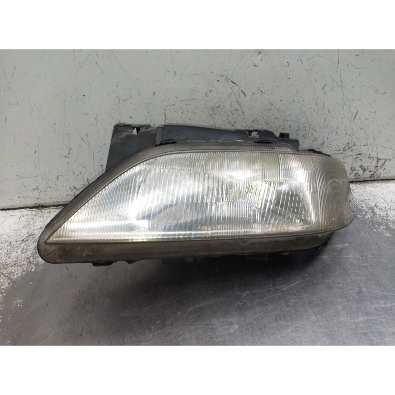 Recambio de faro izquierdo para citroen xsara coupe referencia OEM IAM   