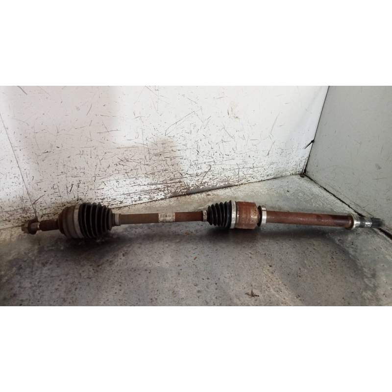 Recambio de transmision delantera derecha para renault scenic iii grand dynamique referencia OEM IAM 391001702R 16DCI 2009