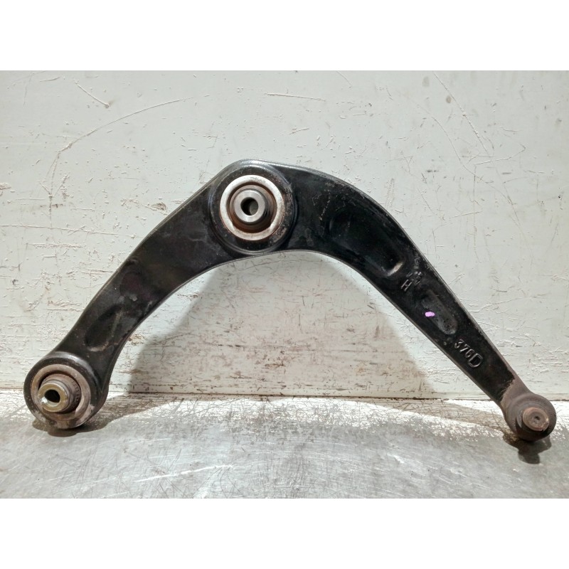 Recambio de brazo suspension inferior delantero derecho para peugeot 206 berlina referencia OEM IAM   