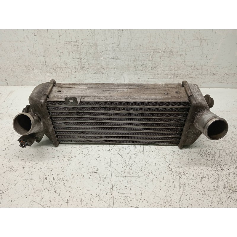 Recambio de intercooler para hyundai ix20 referencia OEM IAM 282712A700  