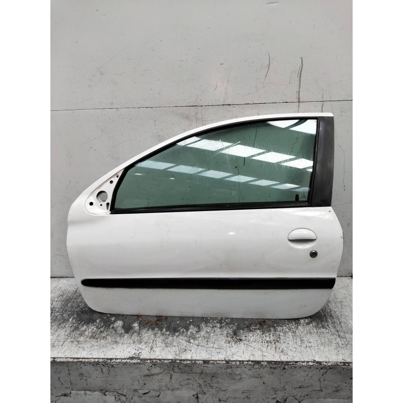 Recambio de puerta delantera izquierda para peugeot 206 berlina referencia OEM IAM   3P