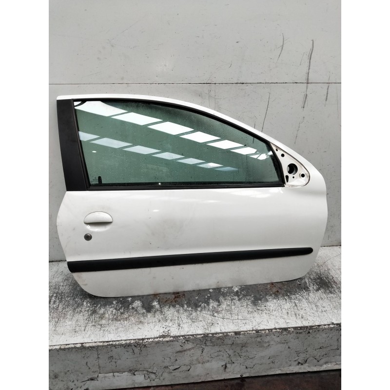 Recambio de puerta delantera derecha para peugeot 206 berlina referencia OEM IAM   3P