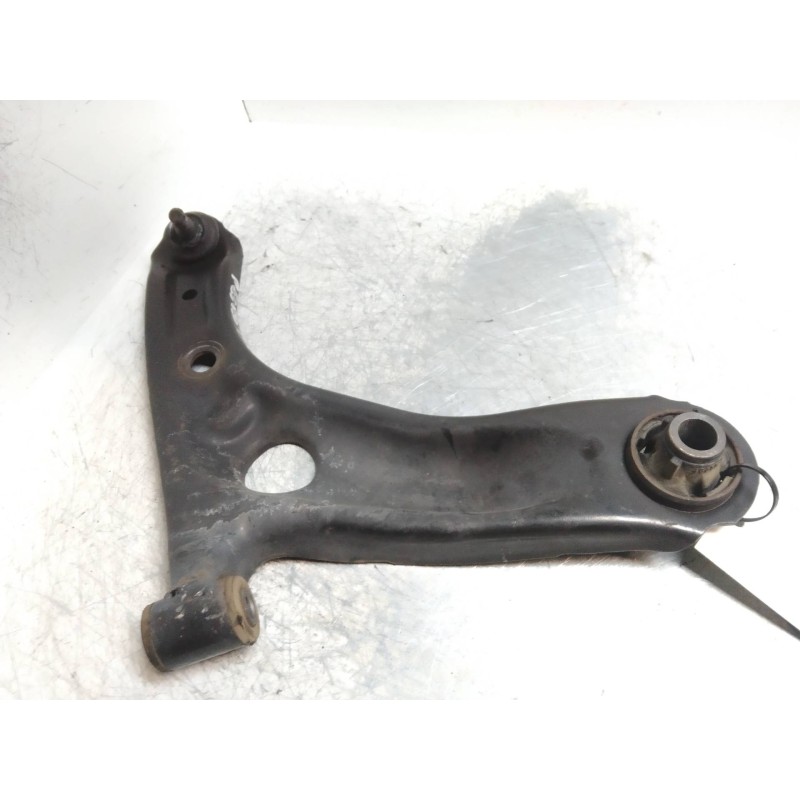 Recambio de brazo suspension inferior delantero derecho para peugeot 107 rc-line referencia OEM IAM   