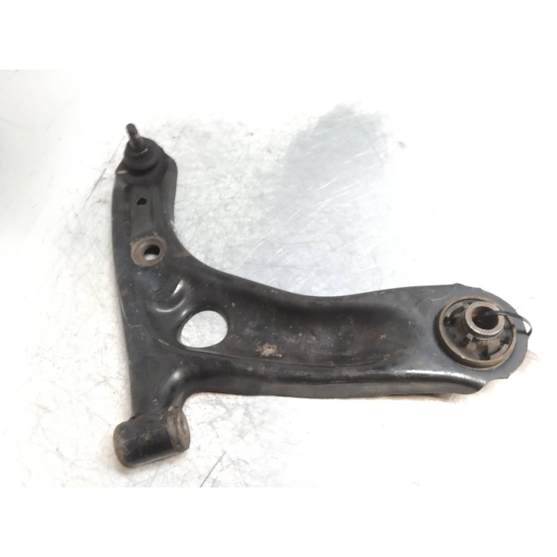 Recambio de brazo suspension inferior delantero derecho para peugeot 107 básico referencia OEM IAM   