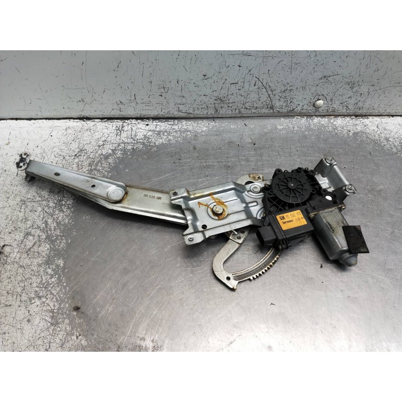 Recambio de motor elevalunas delantero izquierdo para opel corsa b referencia OEM IAM 90520193  