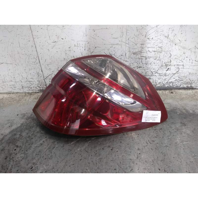 Recambio de piloto trasero derecho para subaru legacy familiar/outback b13 (bp) 2.0 diesel cat referencia OEM IAM   