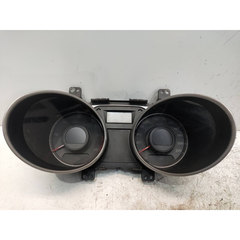 Recambio de cuadro instrumentos para hyundai ix35 referencia OEM IAM 940032Y290  