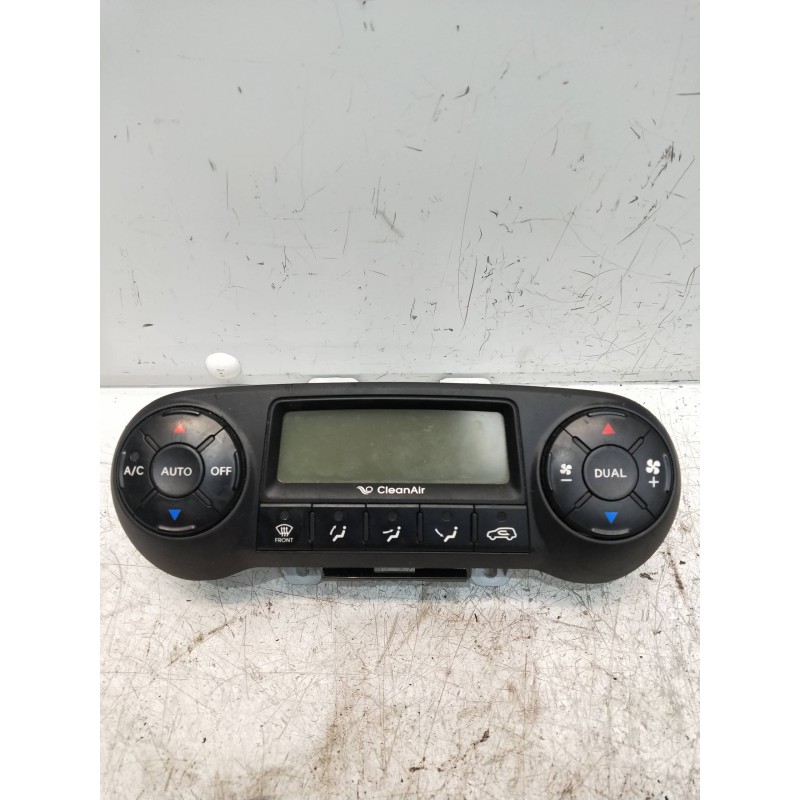 Recambio de mando calefaccion / aire acondicionado para hyundai ix35 referencia OEM IAM 972502Y301  