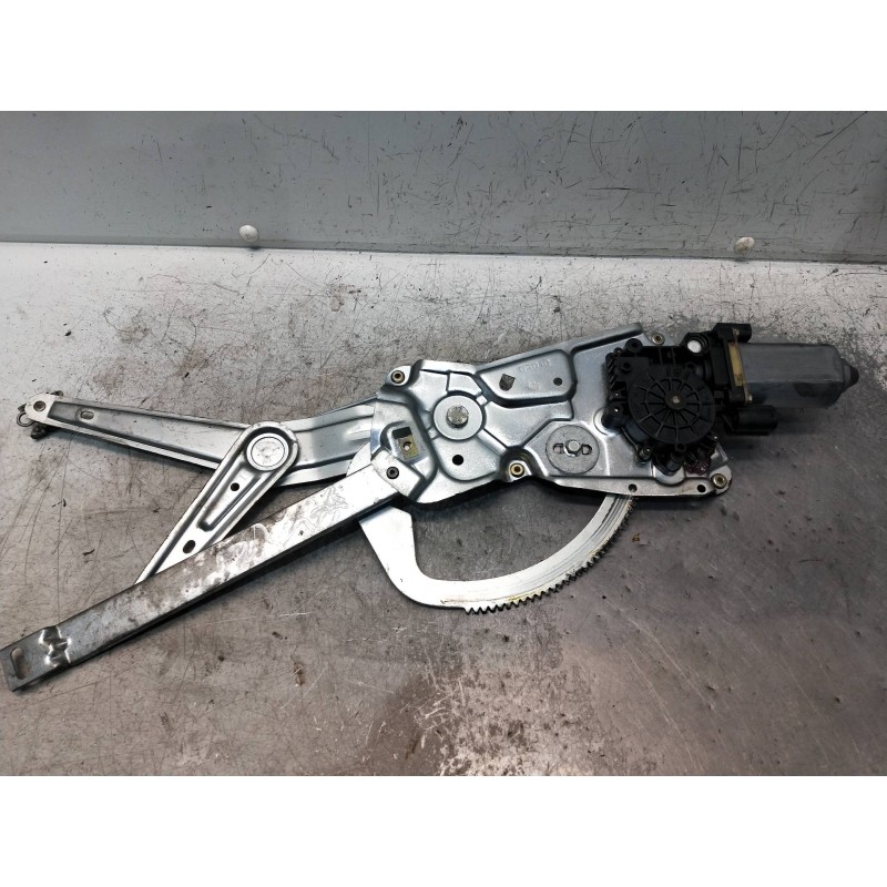 Recambio de elevalunas delantero izquierdo para bmw serie 3 compacto (e36) referencia OEM IAM 67628360977  3P