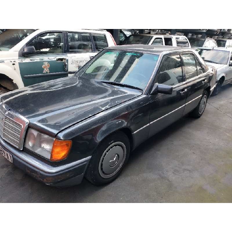 mercedes clase e (w124) berlina del año 1990